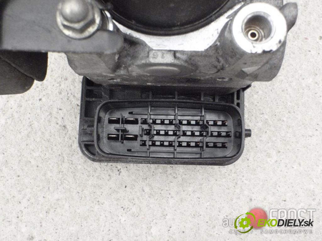 TOYOTA RAV4    BRAK  Pumpa ABS Rav4 II 2.0 VVTI 44510-42060 00-06
