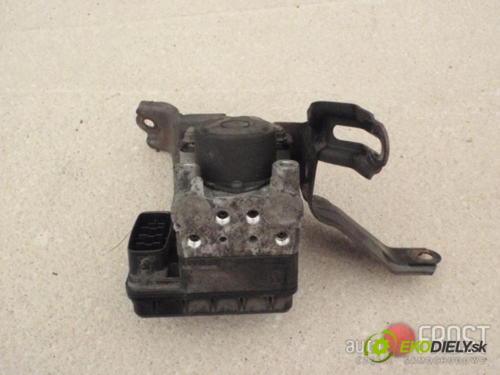 TOYOTA RAV4    BRAK  Pumpa ABS Rav4 II 2.0 VVTI 44510-42060 00-06