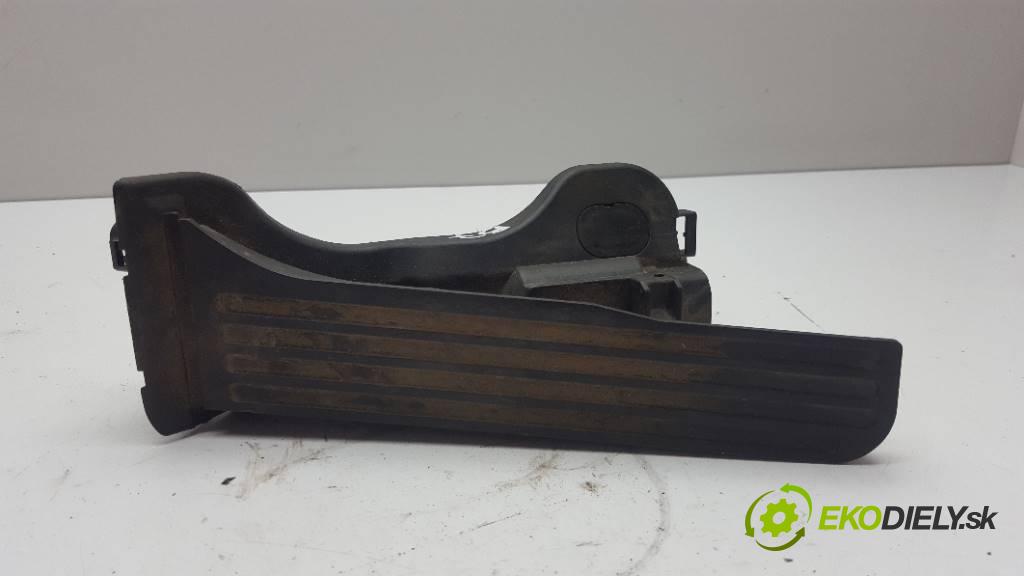 VOLKSWAGEN PASSAT B7 2010  B7 1968 Potenciometer plynového pedálu 1K1721503AB  (Pedále)