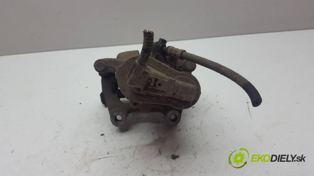 VOLKSWAGEN PASSAT B7 2010  B7 1968 Brzdič strmeň zad pravy  (Ostatné)