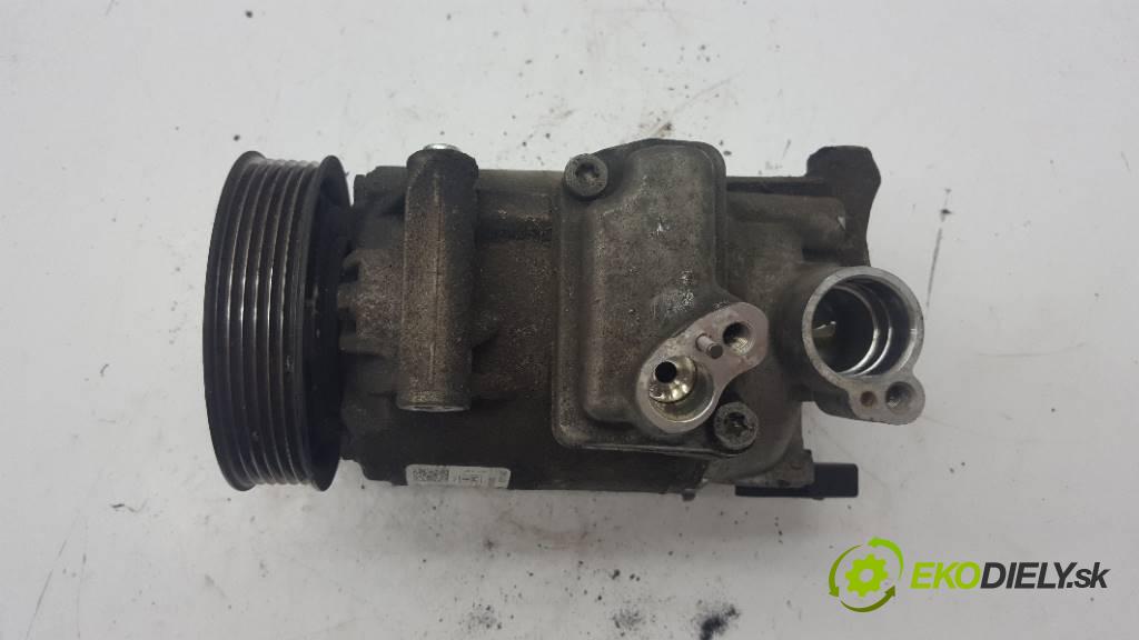 VOLKSWAGEN PASSAT B7 2010  B7 1968 kompresor klimatizace 5N0820803A  (Kompresory)