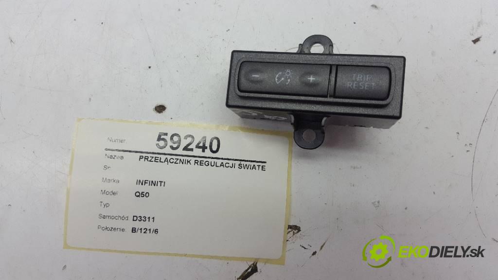 INFINITI Q50   2015 170 kW      2143 Prepínač nastavenia svetiel  (Prepínače, spínače, tlačidlá a ovládače kúrenia)