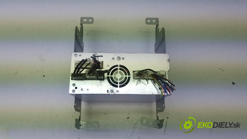 INFINITI Q50   2015 170 kW      2143 RADIO 28330 4GN0E (Audio zariadenia)