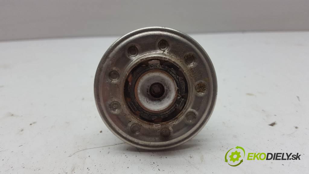 INFINITI Q50   2015 170 kW      2143 vstřikovací ventily 160724HK0A