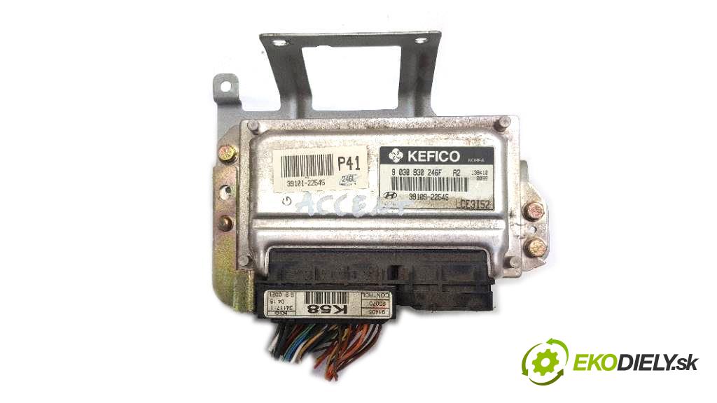 HYUNDAI  ACCENT   2003 90 kW      1495 riadiaca jednotka Motor 9030930246F 39109-22545 (Riadiace jednotky)