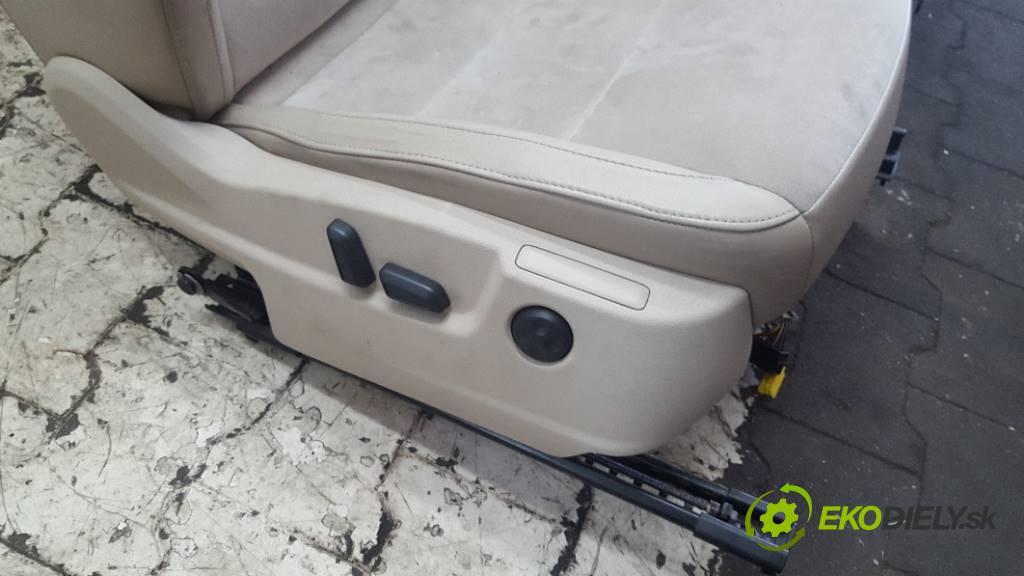 SKODA SUPERB   2009 260 kW     3597 Sedadlá, sedačky + Sedadlo +PODSUITÓWKA+WSZYSTKIE PLASTIKI +BOCZKI