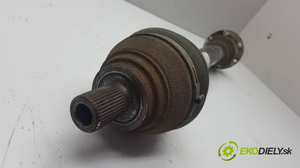 SKODA SUPERB   2009 260 kW      3597 Poloos pravá  (Poloosy)