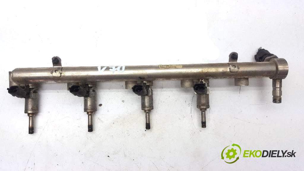 VOLVO V70   2014 241 kW     1969 Lišta vstrekovacia 0261555115 (Vstrekovacie lišty)