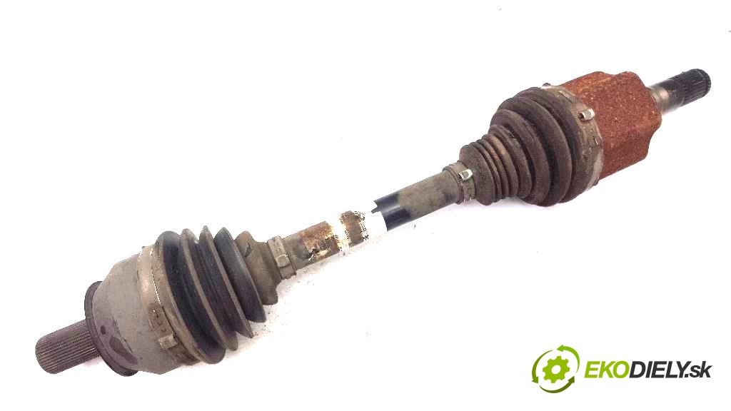 VOLVO V70   2014 241 kW     1969 Poloos ľavá strana  (Poloosy)