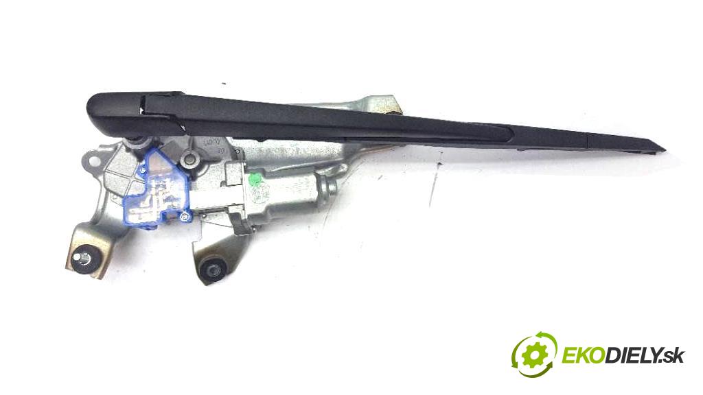 SUBARU OUTBACK V 2016 175 kW V 2498 motorek stěračů zadní část 