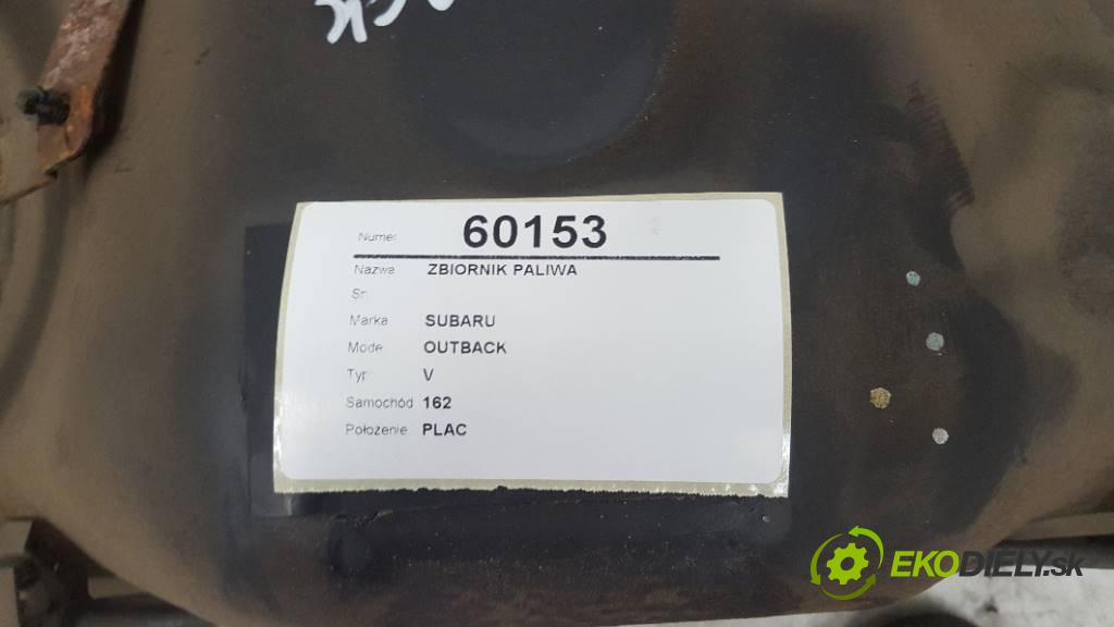 SUBARU OUTBACK V 2016 175 kW V 2498 nádržka paliva  (Nádrže)