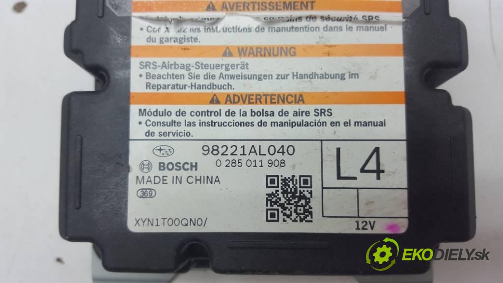 SUBARU OUTBACK V 2016 175 kW V 2498 senzor airbag USZKODZONY 98221AL040 (Snímače)