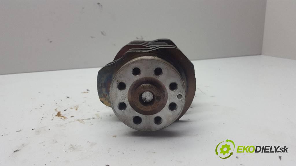 SUBARU OUTBACK V 2016 175 kW V 2498 Kardaň, hriadeľ KLIKA:  (Ostatné)