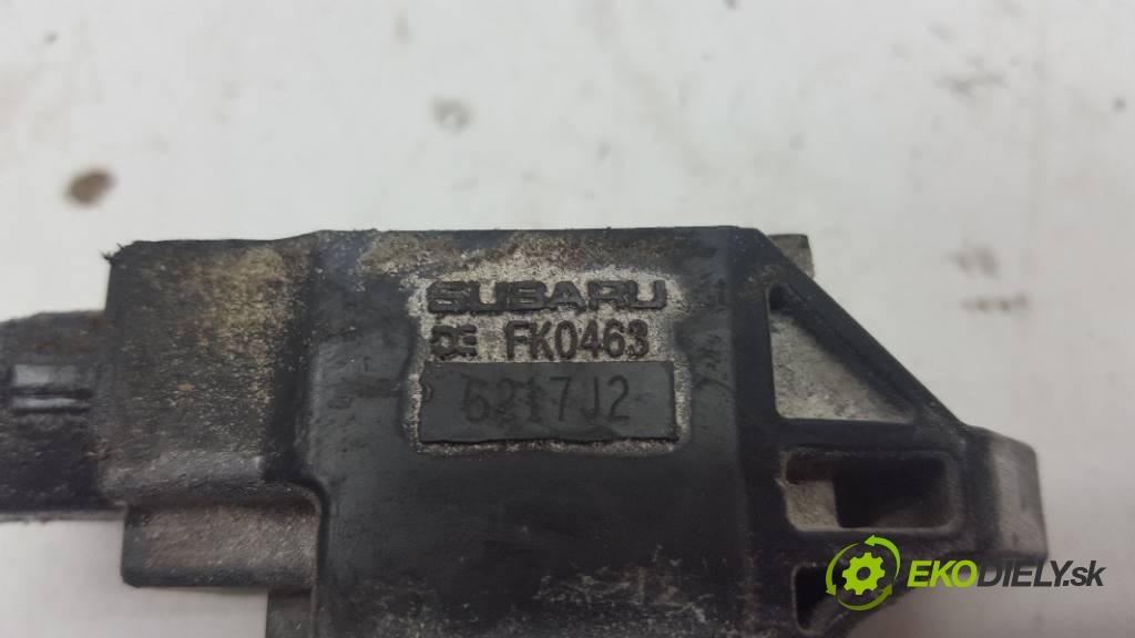 SUBARU OUTBACK V 2016 175 kW V 2498 Cievka zapaľovacia FK0463 6217J2 (Zapaľovacie cievky, moduly)