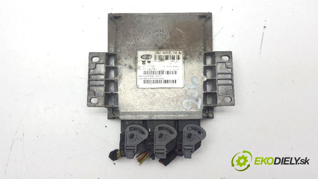 PEUGEOT 206    2001 60 kW    1124 riadiaca jednotka Motor  (Riadiace jednotky)