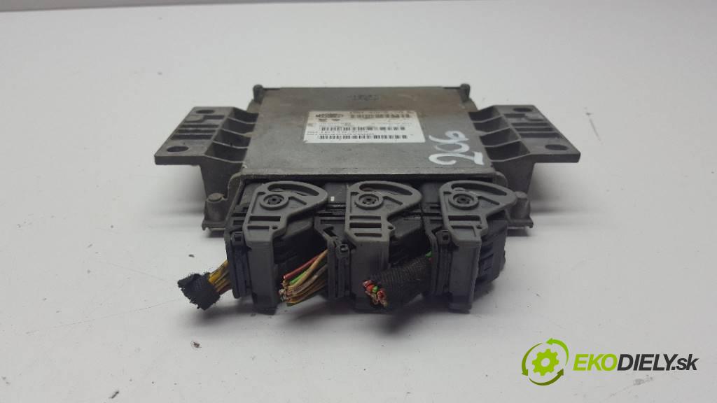 PEUGEOT 206    2001 60 kW    1124 riadiaca jednotka Motor  (Riadiace jednotky)