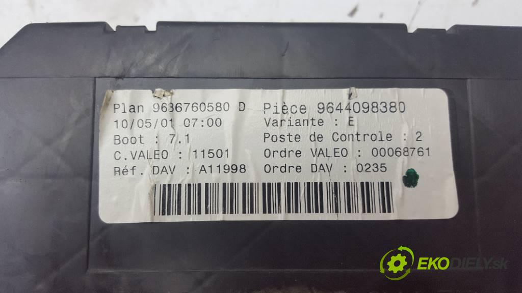PEUGEOT 307   2007 109 kW      1587 modul BSI 9644098380 (Pojistkové skříňky)