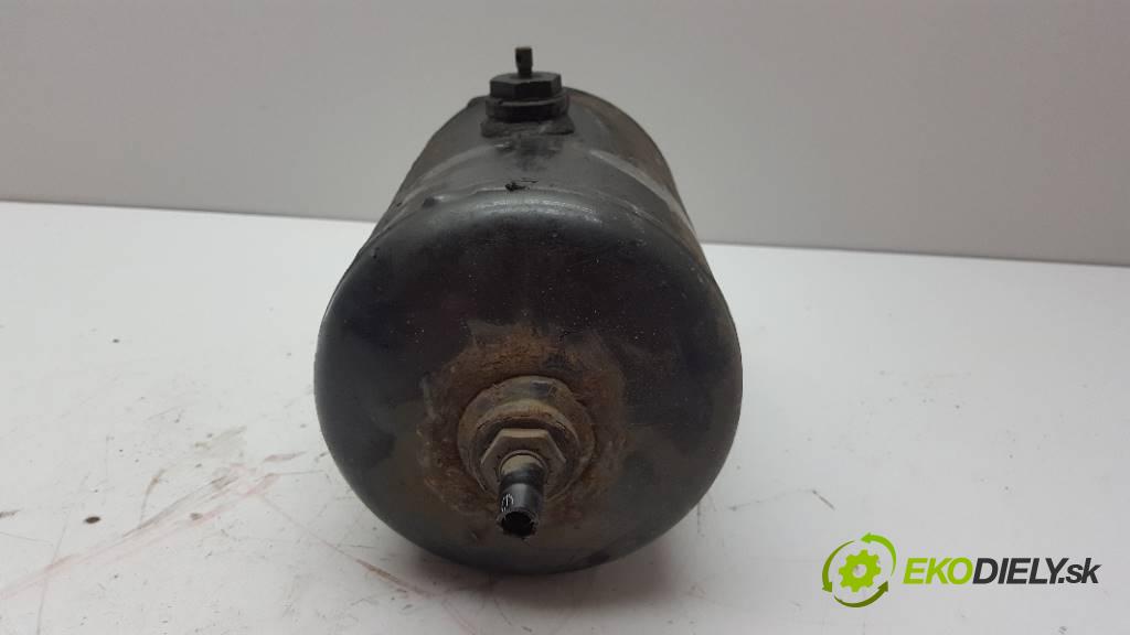 MAN TGA 18.440 4X2 BLS 2008 441 kW 18.440 4X2 BLS 10518 Nádržka vzduchu 81,51401,0194 (Obaly filtrov vzduchu)