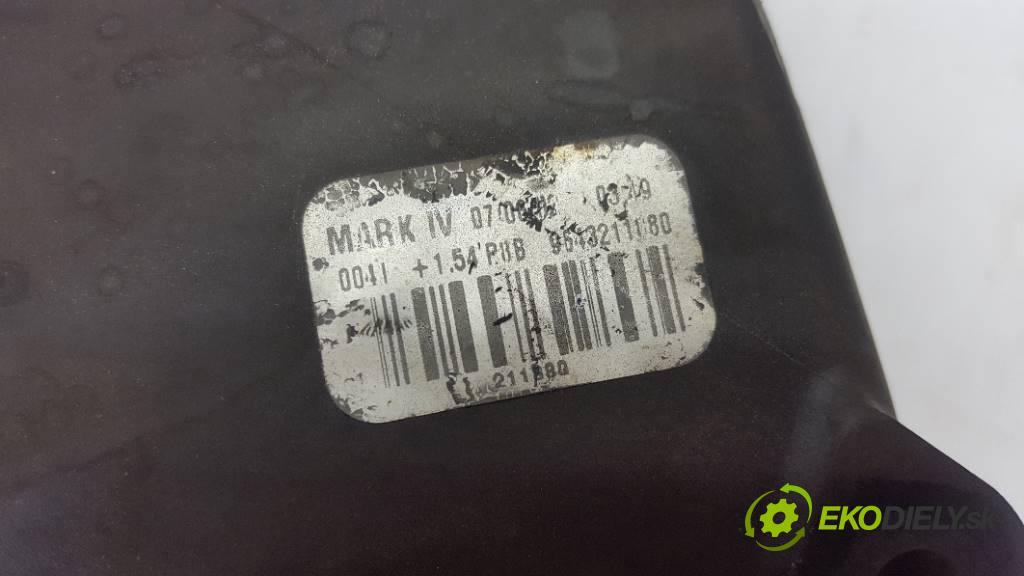 CITROEN XSARA  2002 90 kW   1997 Termostat 9613211880 (Termostaty)