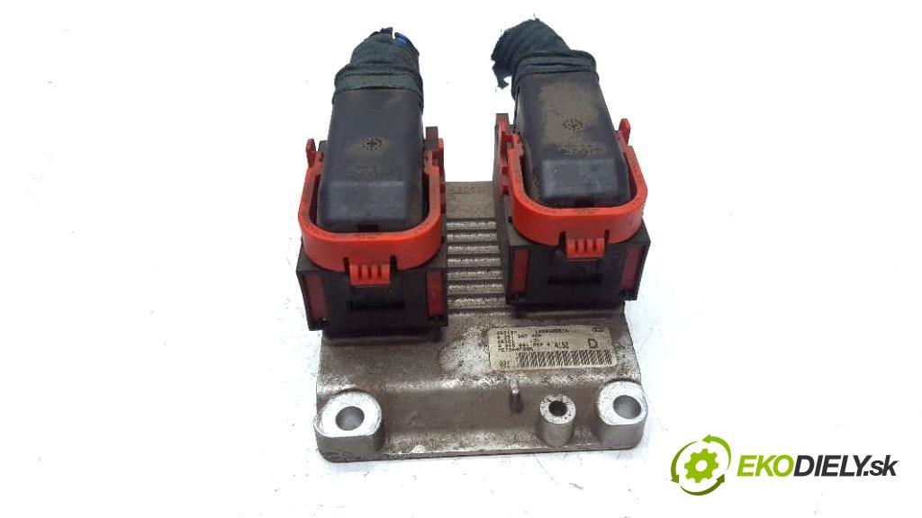 FIAT ALBEA   2002 80 kW    1242 riadiaca jednotka Motor STEROWNIK ME73H4F006 (Riadiace jednotky)