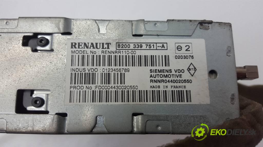 RENAULT ESPACE IV   2004 150 kW      2188 RADIO 8200154477  8200339751A  8200205833C  8200207100   (Audio zariadenia)