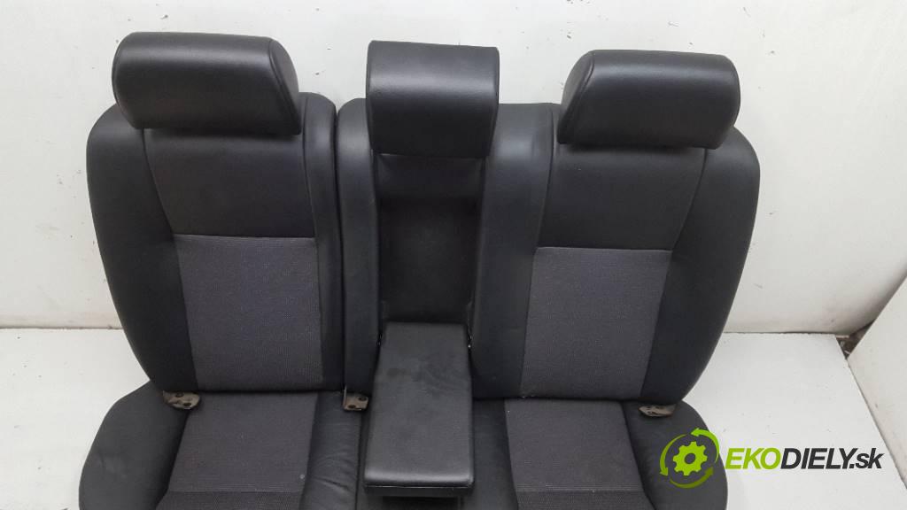 FORD MONDEO MK3 LIFT 2006 125 KM LIFT 1798 Sedadlá, sedačky + Sedadlo
