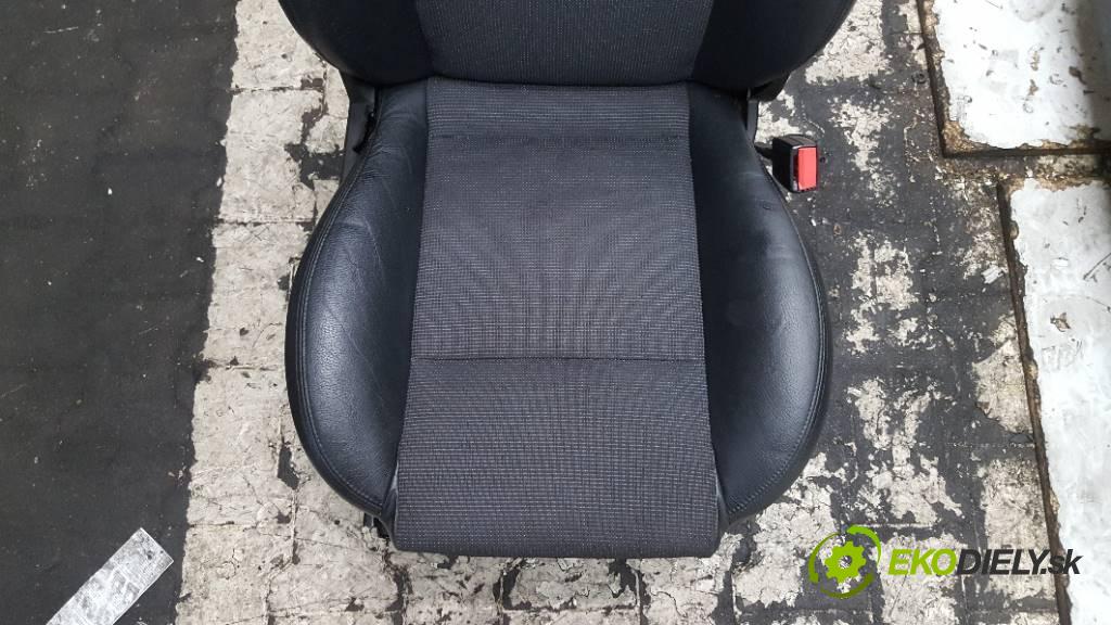 FORD MONDEO MK3 LIFT 2006 125 KM LIFT 1798 Sedadlá, sedačky + Sedadlo