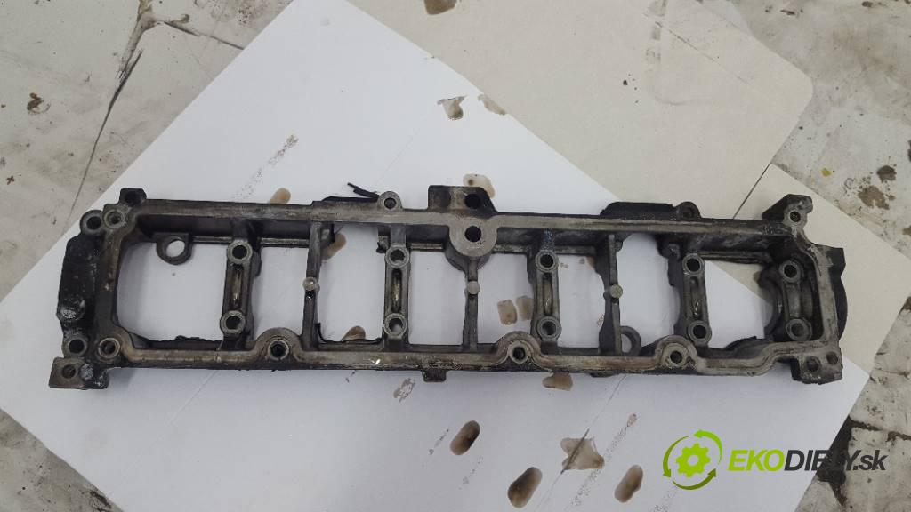 VOLVO S60  2016 123 kW     123 Hlava valcov RAMKA (Hlavy valcov)