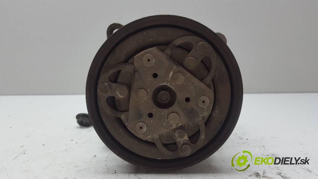 VOLVO V 40  1997 103KW      1948 kompresor klimatizace  (Kompresory)