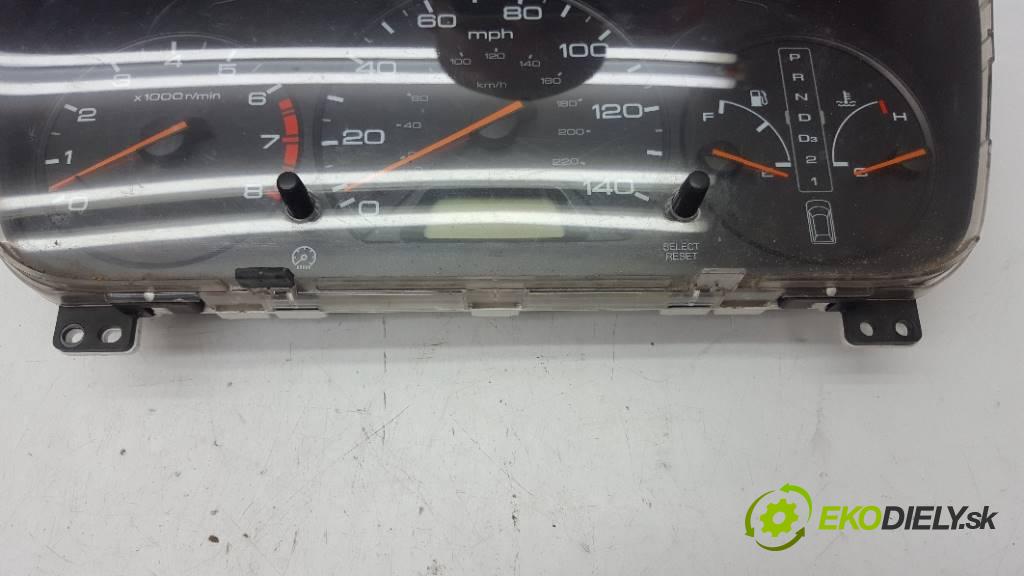 HONDA ODYSSEY   2002 176KW       3471 Prístrojovka  (Prístrojové dosky, displeje)