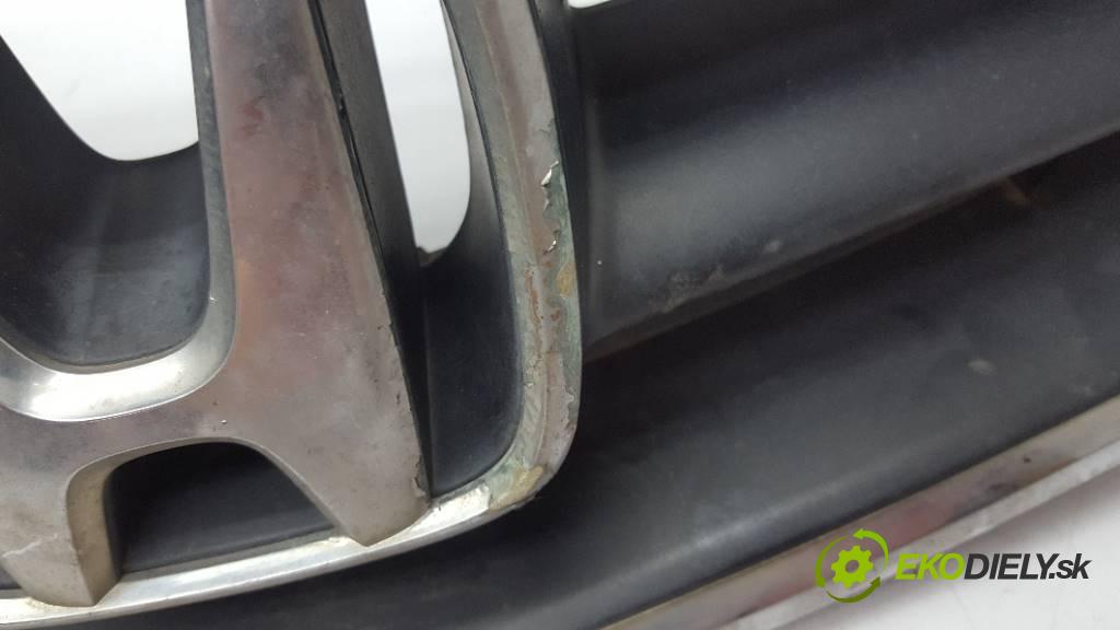 HONDA ODYSSEY   2002 176KW       3471 mřížka maska  (Mřížky (masky) chladičů)