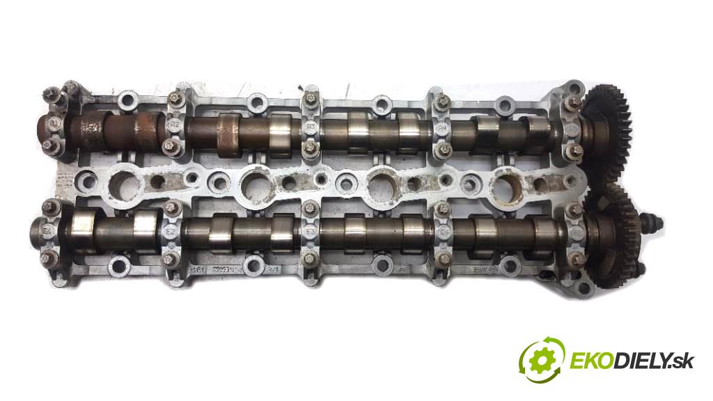 BMW 5 E60   2008 130kW               1995 hlava válců RAMKA 7797511 (Hlavy válců)