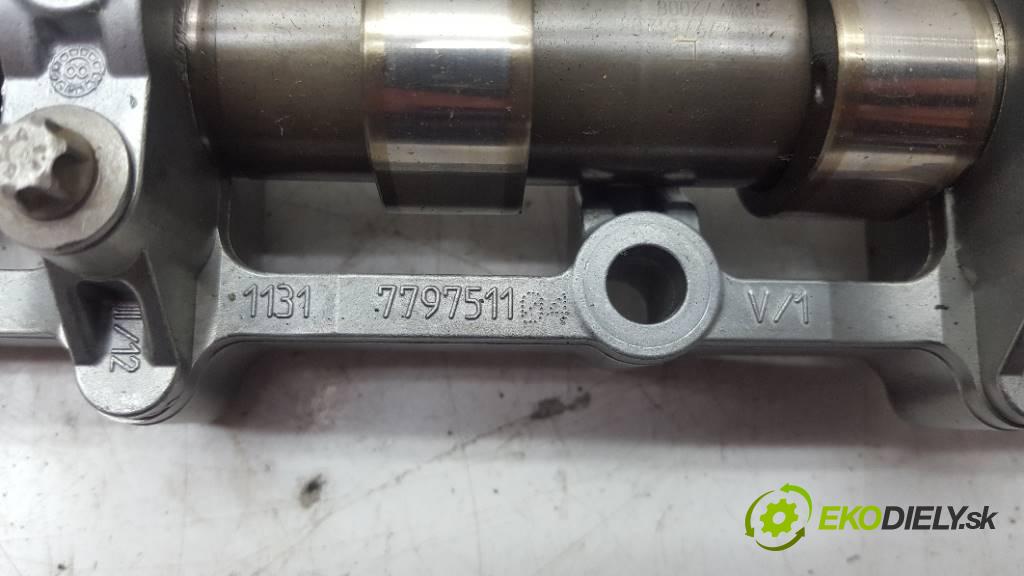 BMW 5 E60   2008 130kW               1995 hlava válců RAMKA 7797511 (Hlavy válců)