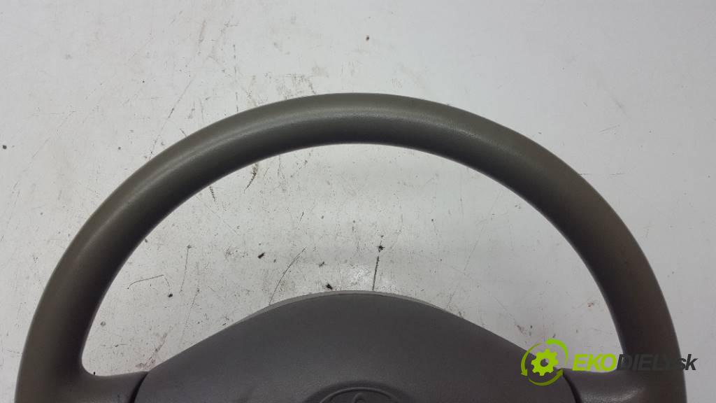 TOYOTA YARIS I TOYOTA 2003 50kW I TOYOTA 998 Volant  (Volanty)