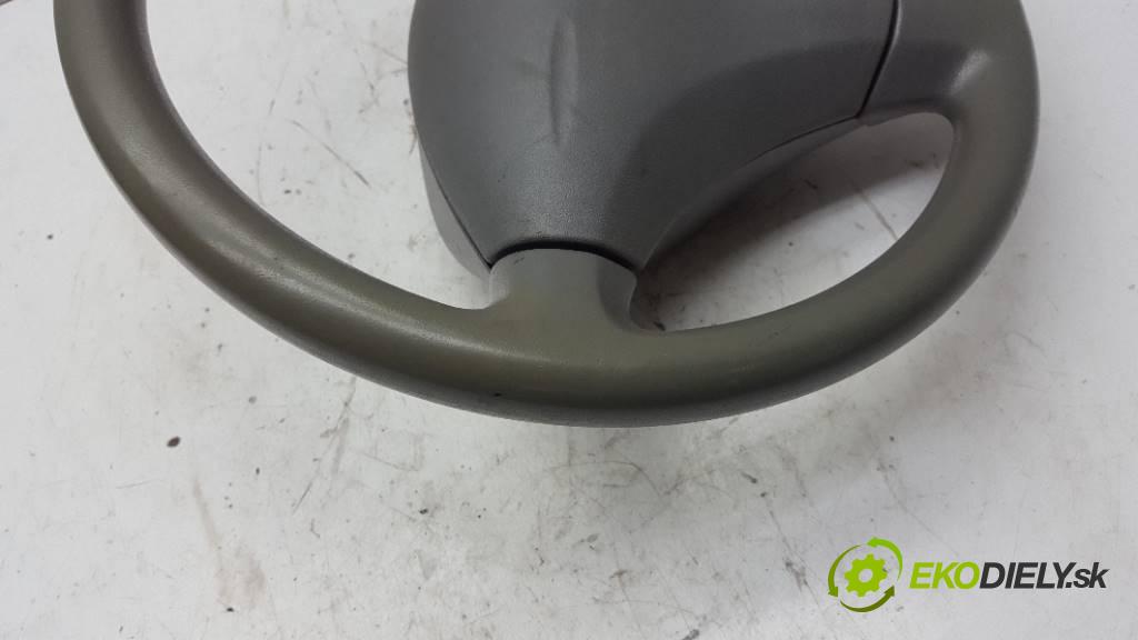 TOYOTA YARIS I TOYOTA 2003 50kW I TOYOTA 998 Volant  (Volanty)