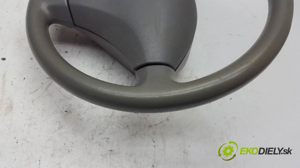 TOYOTA YARIS I TOYOTA 2003 50kW I TOYOTA 998 Volant  (Volanty)