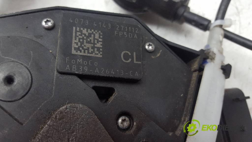 FORD RANGER IV 2012 150 kW IV 2198,00 zámok zadní část levý 4PIN