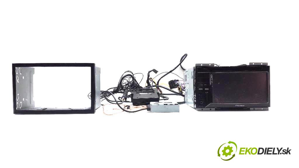 MERCEDES W168 A170 LIFT 2004 70kW A170 LIFT 1689 RADIO MULTIMEDIA (Audio zariadenia)