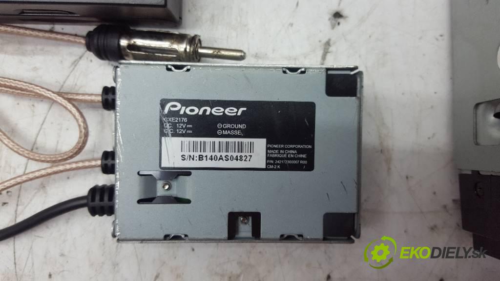 MERCEDES W168 A170 LIFT 2004 70kW A170 LIFT 1689 RADIO MULTIMEDIA (Audio zariadenia)