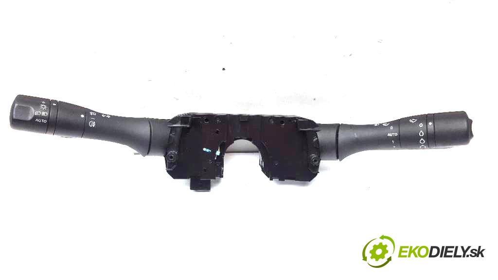RENAULT FLUENCE LIFT 2013 81kW LIFT 1461 Prepínač kombinovaný 255670040R (Prepínače, spínače, tlačidlá a ovládače kúrenia)