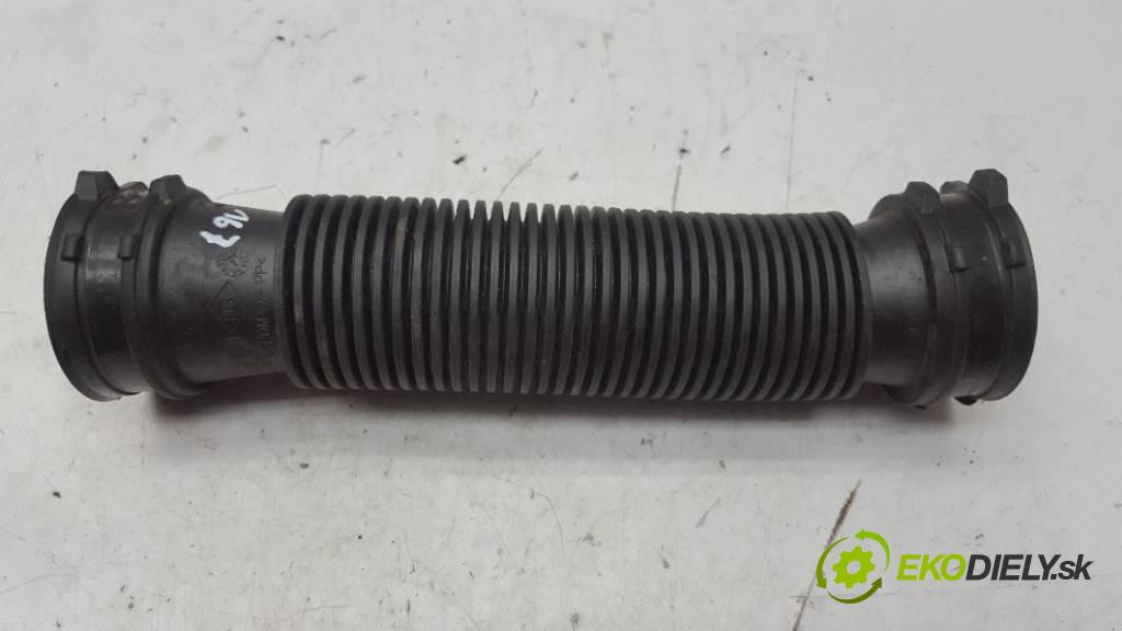 RENAULT FLUENCE LIFT 2013 81kW LIFT 1461 Rúra hadice trubka vzduchu  (Hadice chlazení vzduchu)