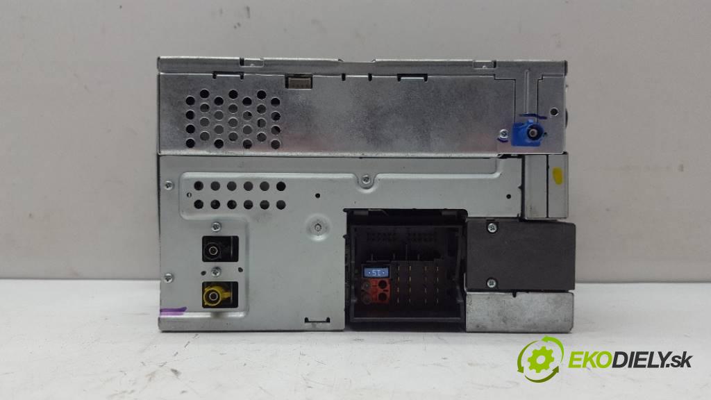 MERCEDES-BENZ R350 4 MATIC 2007 200kW 4 MATIC 3498 RADIO A 251 870 45 89 (Audio zariadenia)