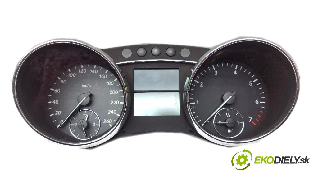 MERCEDES-BENZ R350 4 MATIC 2007 200kW 4 MATIC 3498 Prístrojovka 251 540 34 48 (Prístrojové dosky, displeje)