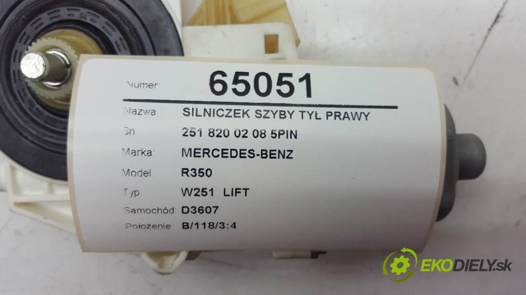MERCEDES-BENZ R350 W251  LIFT 2010 195kW W251  LIFT 2987 motorek okna zadní část pravý 251 820 02 08 5PIN