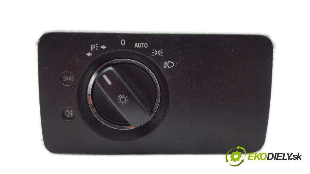 MERCEDES-BENZ R350 W251  LIFT 2010 195kW W251  LIFT 2987 Prepínač svetiel 251 545 60 04  (Prepínače, spínače, tlačidlá a ovládače kúrenia)