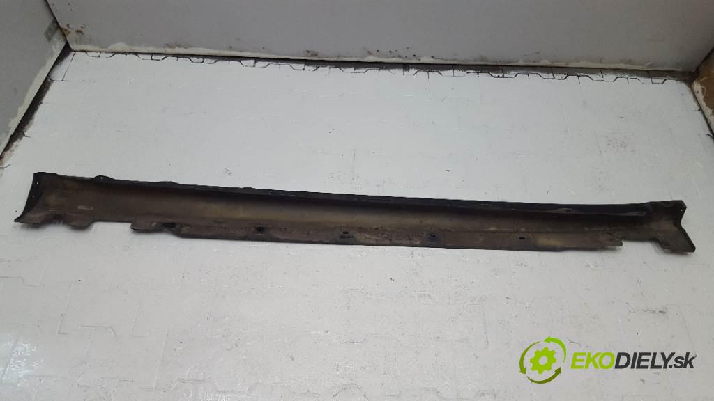 MERCEDES-BENZ R350 W251  LIFT 2010 195kW W251  LIFT 2987 práh levý  (Ostatní)