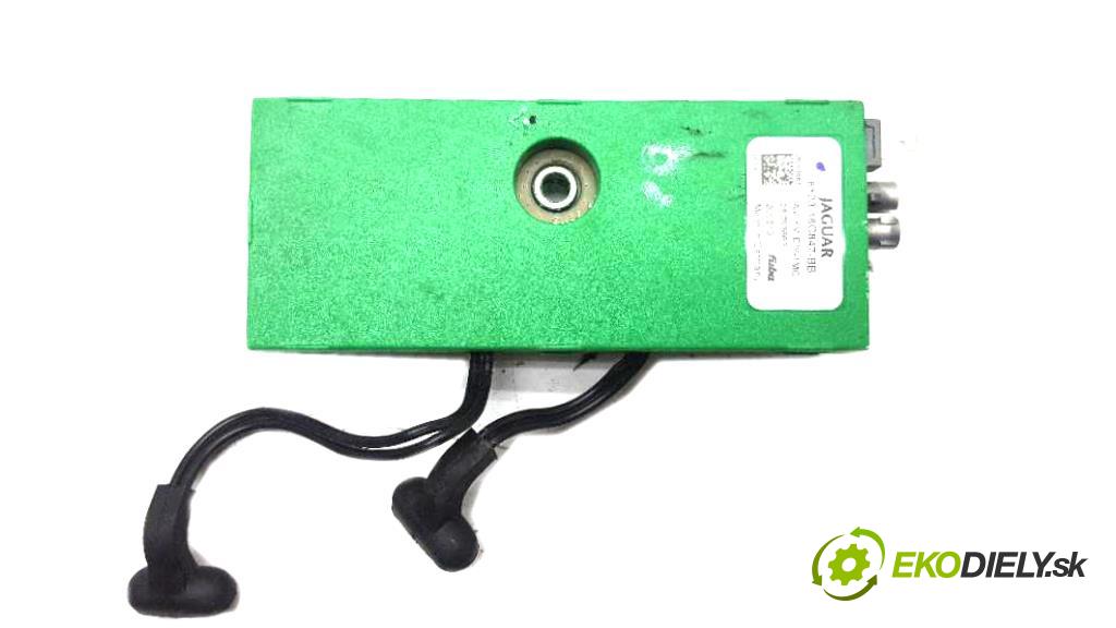 JAGUAR XF   2010 202kW         2993 Zosilňovač Antenní: 8X23-18C847-BB (Zosilňovače)