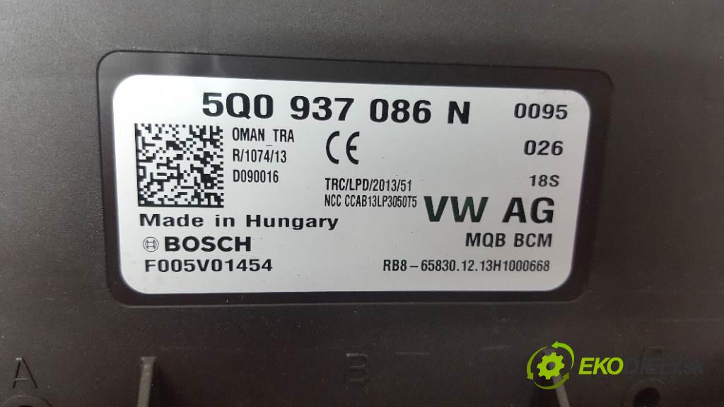 SKODA OCTAVIA III 2014 110kW III 1968 modul BSI 5Q0 937 08 N (Pojistkové skříňky)