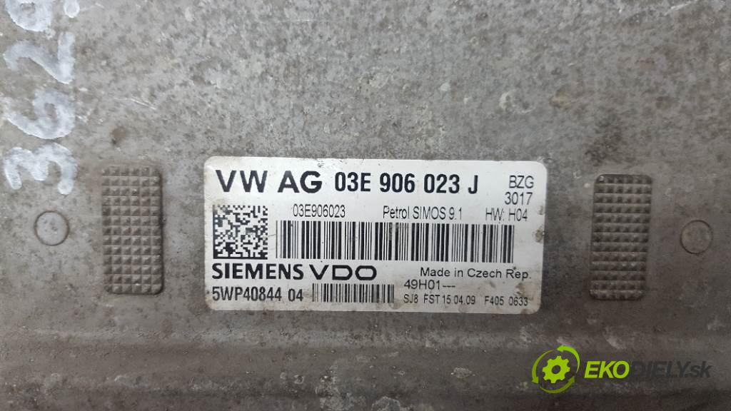 SKODA PRAKTIK   2009 63kW      1198 riadiaca jednotka Motor 03E 906 023J (Riadiace jednotky)