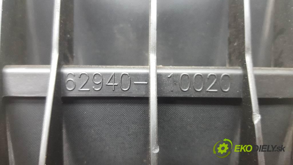 LEXUS CT 200H   2014 73kW   1798 Mriežky VETRANIE: 2 62940-10020
